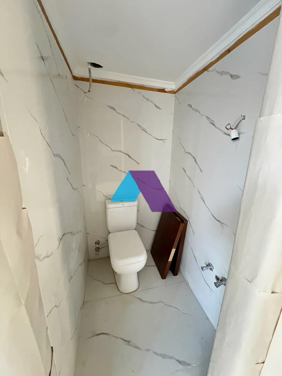 Apartment for Sale in Ballouneh