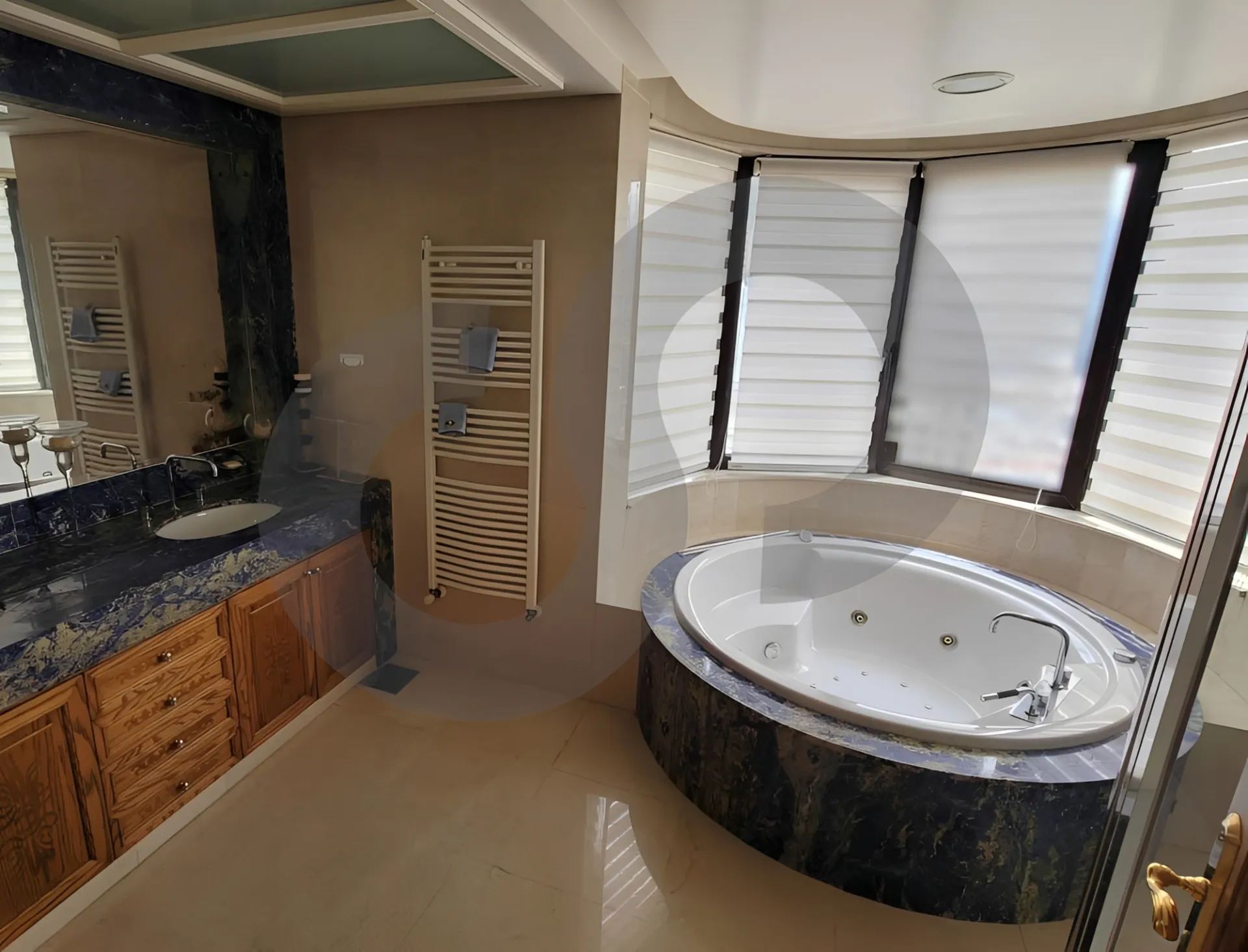 Apartment for Sale in Rabieh - 4 bed, 6 bath