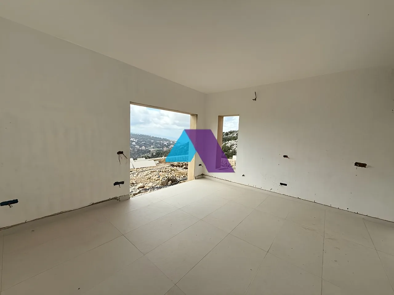 Villa for Sale in Aachqout
