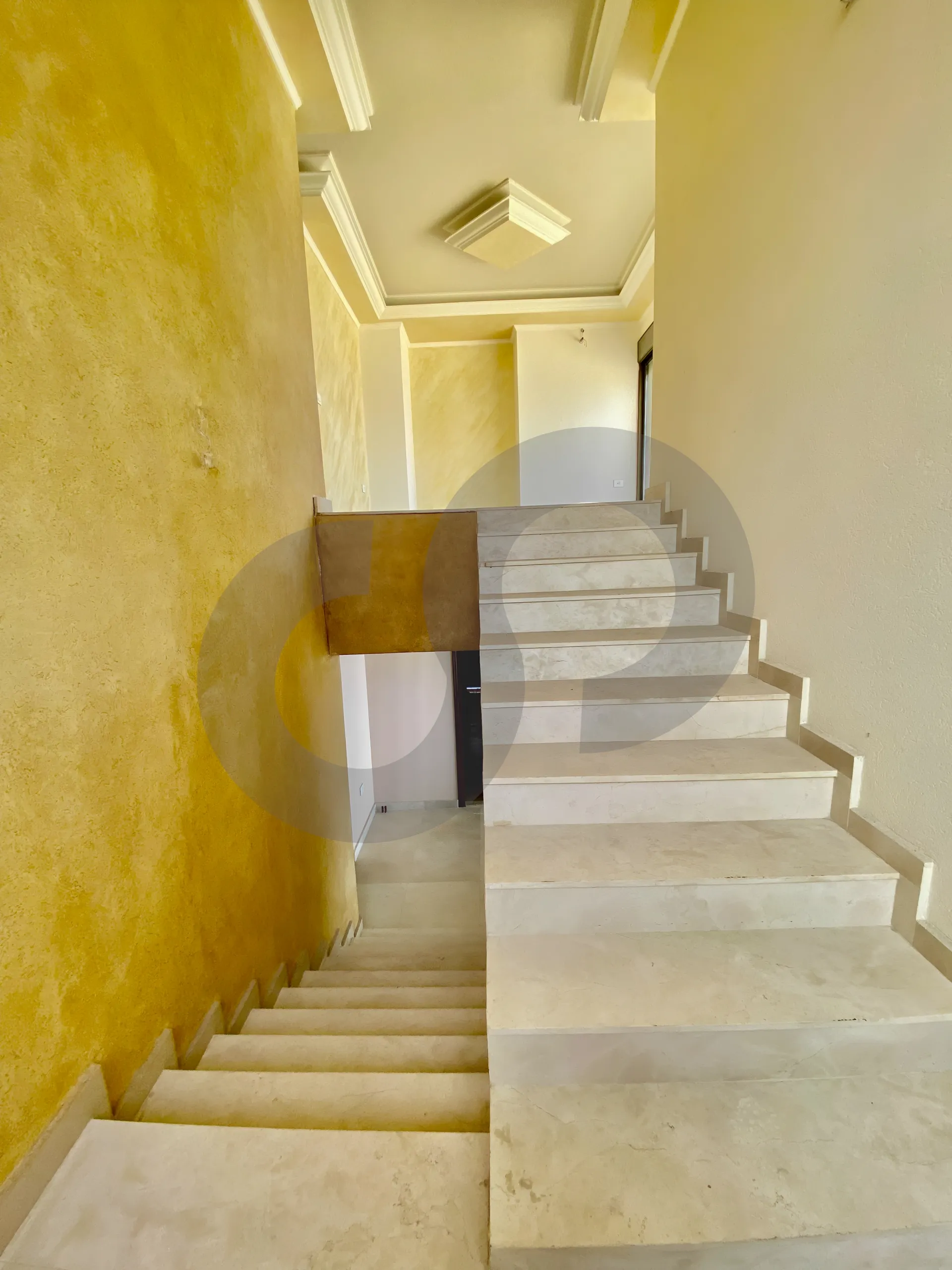 Duplex for Sale in Kfar Yassine - 4 bed, 7 bath