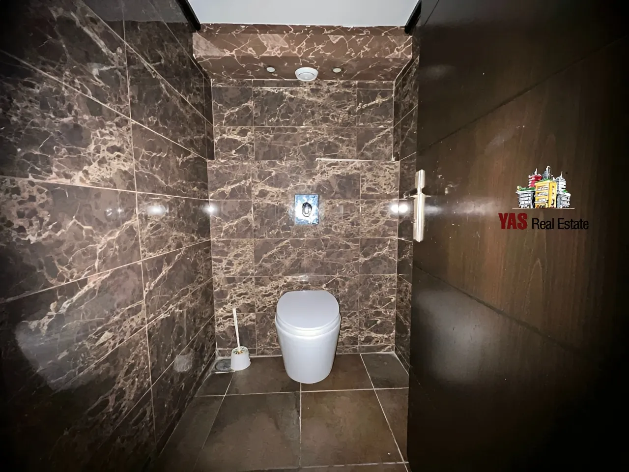 Restaurant for rent in Jounieh
