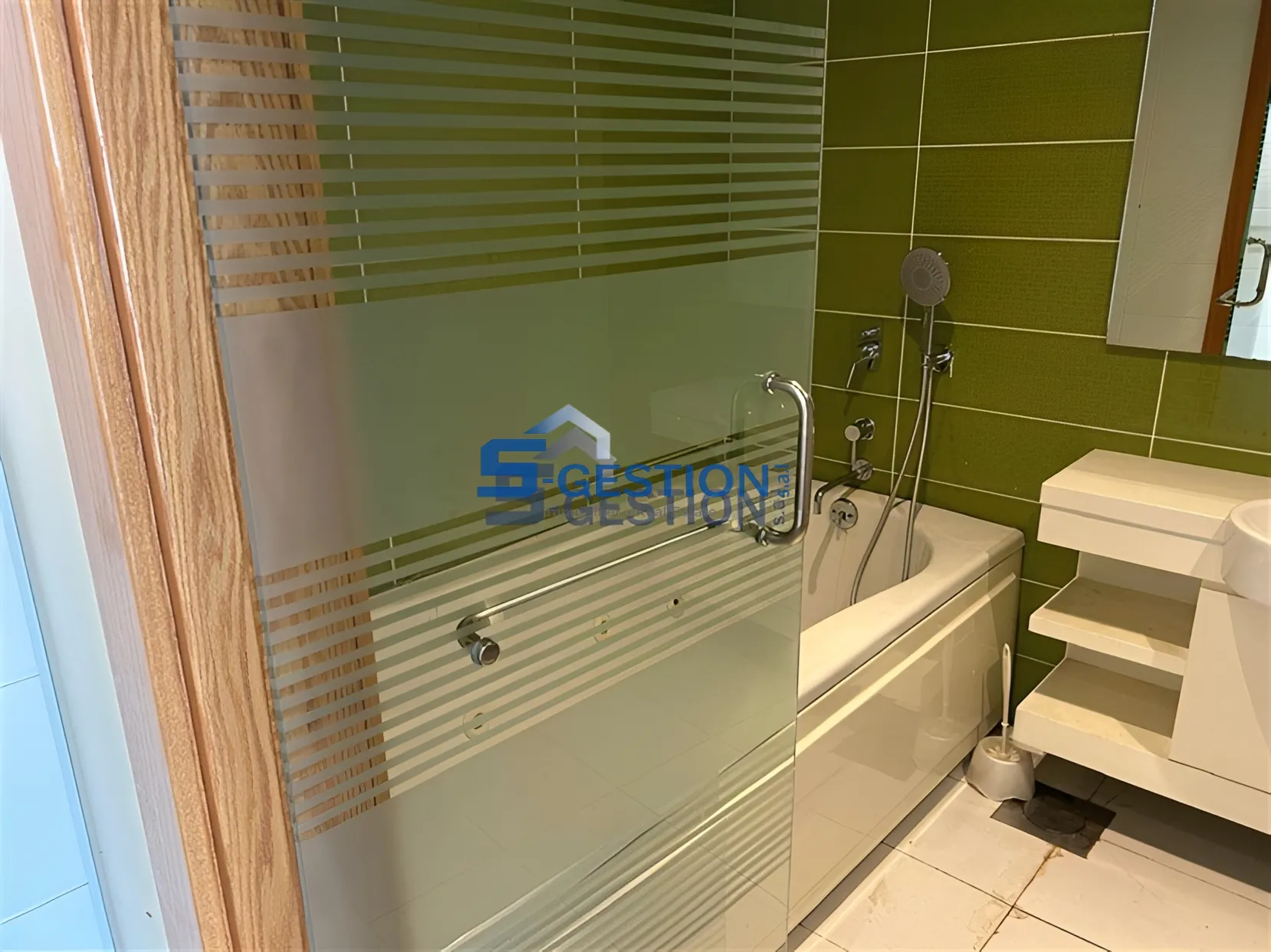 Apartment for Rent in Dik El Mehdi