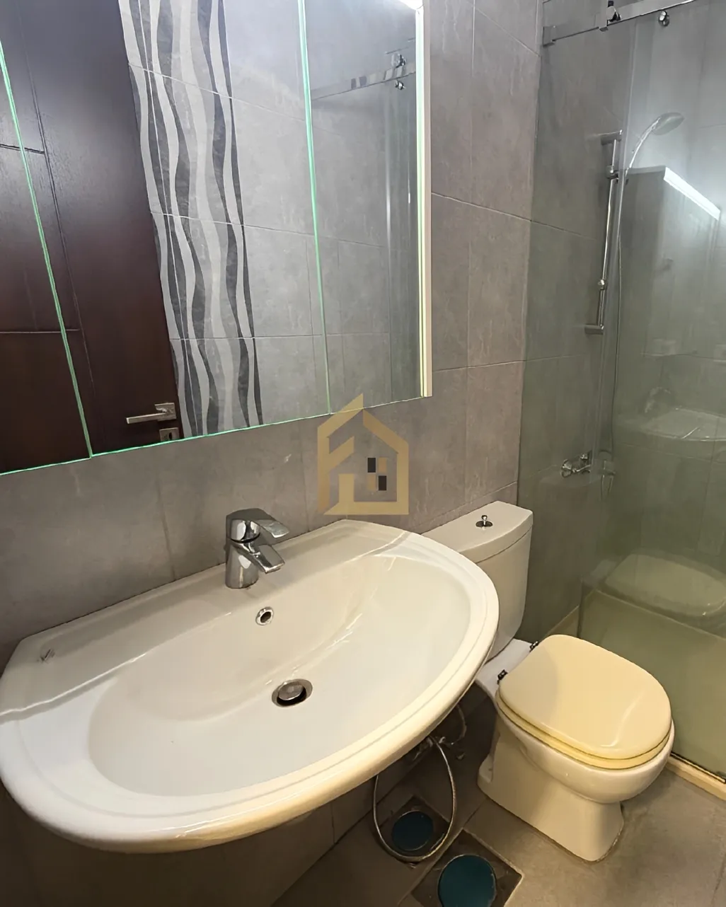 Apartment for rent in Forn El Chebbak, Lebanon