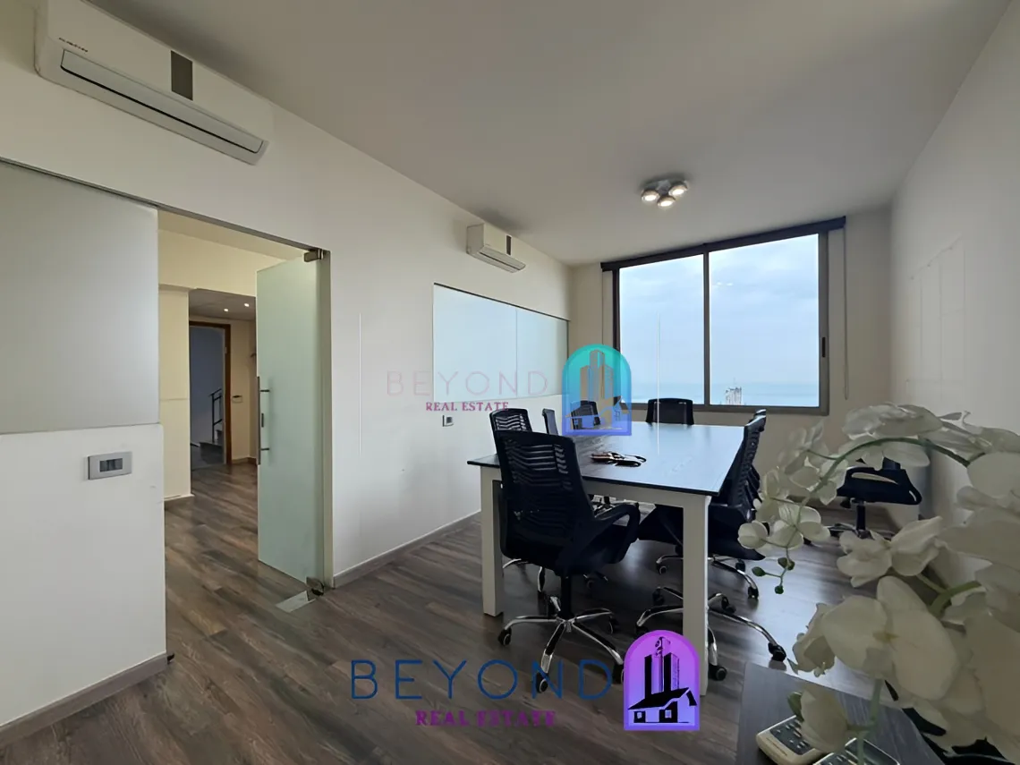 Office for rent in Ain Al Mraiseh, Beirut, Lebanon
