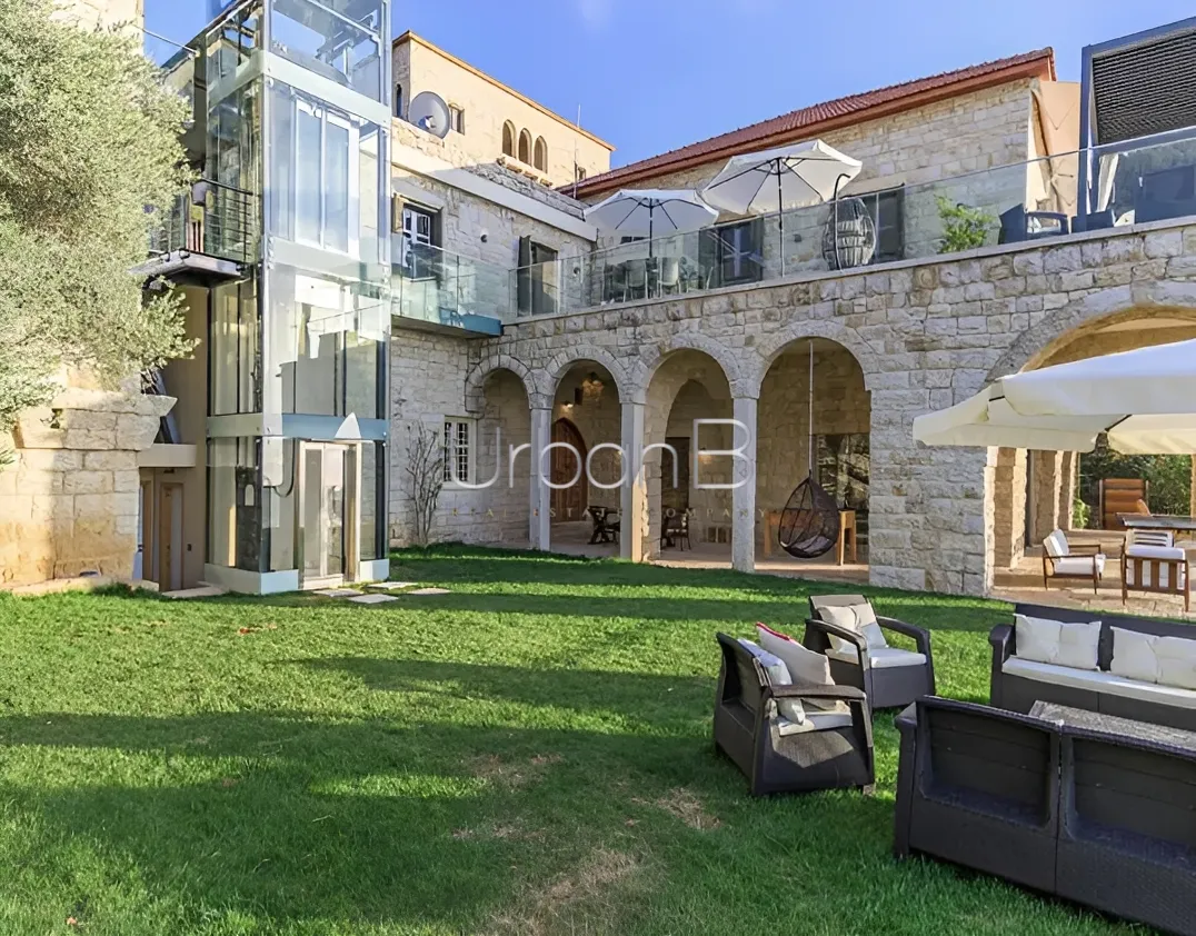 Villa for rent in Souk el gharb, lebanon