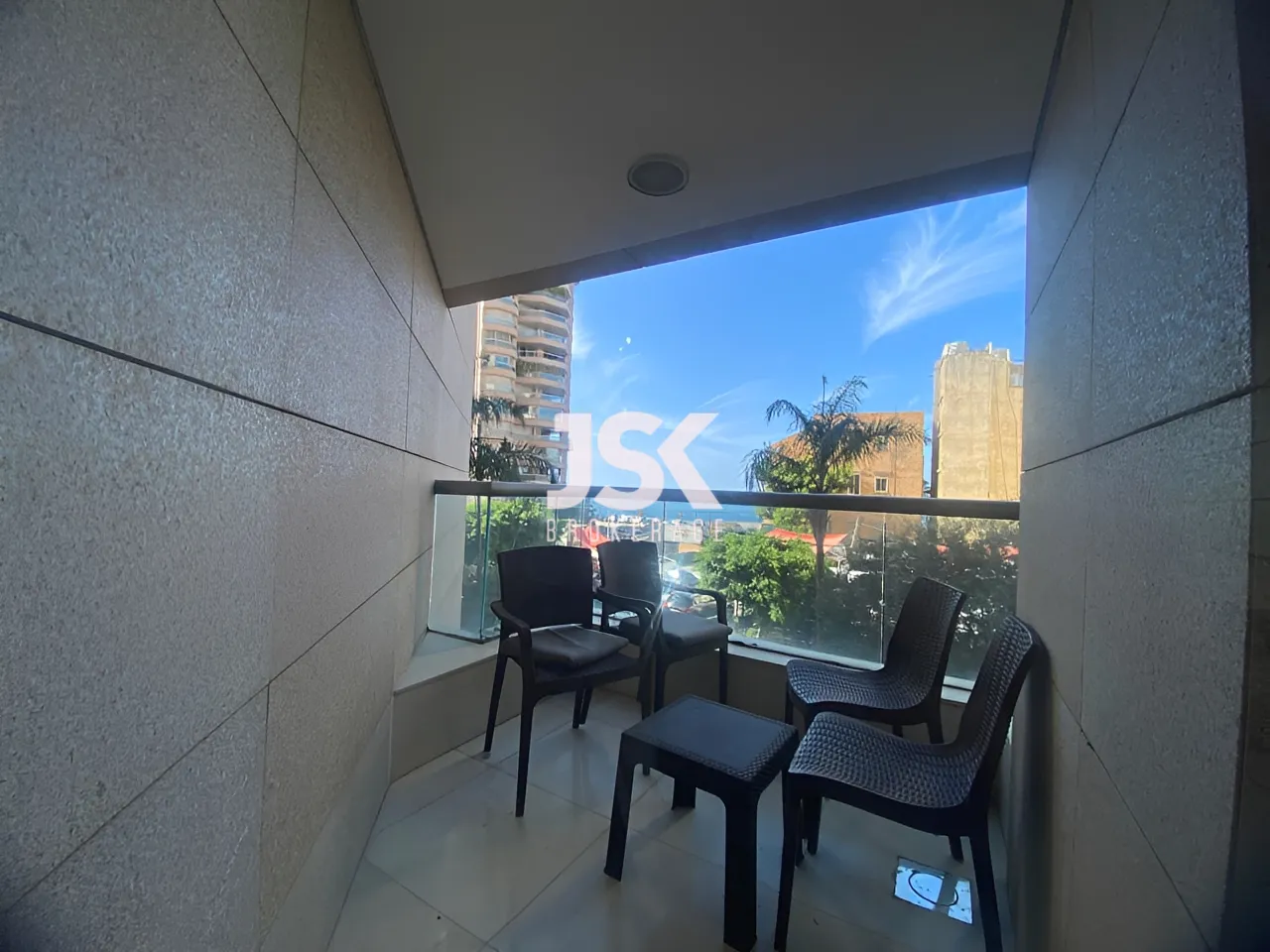 Apartment for Sale in Ain El Mraiseh