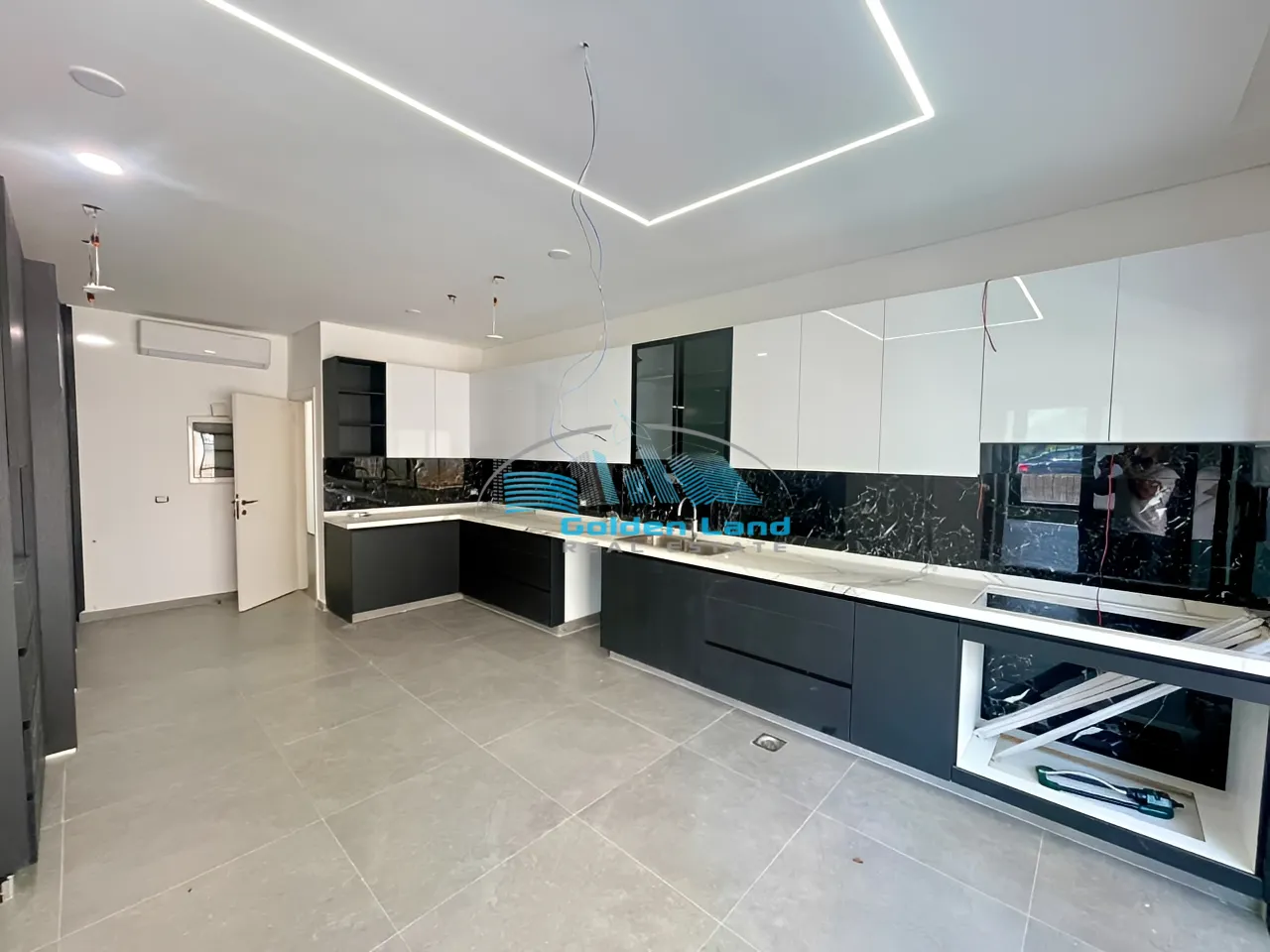 Apartment for Sale in Kfar Hbab