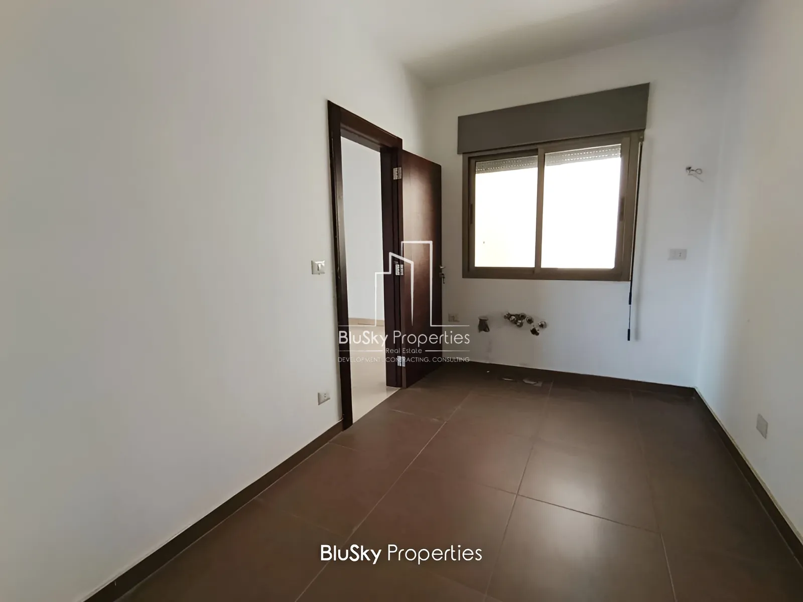 Apartment for Sale in Ghadir - 3 bed, 3 bath