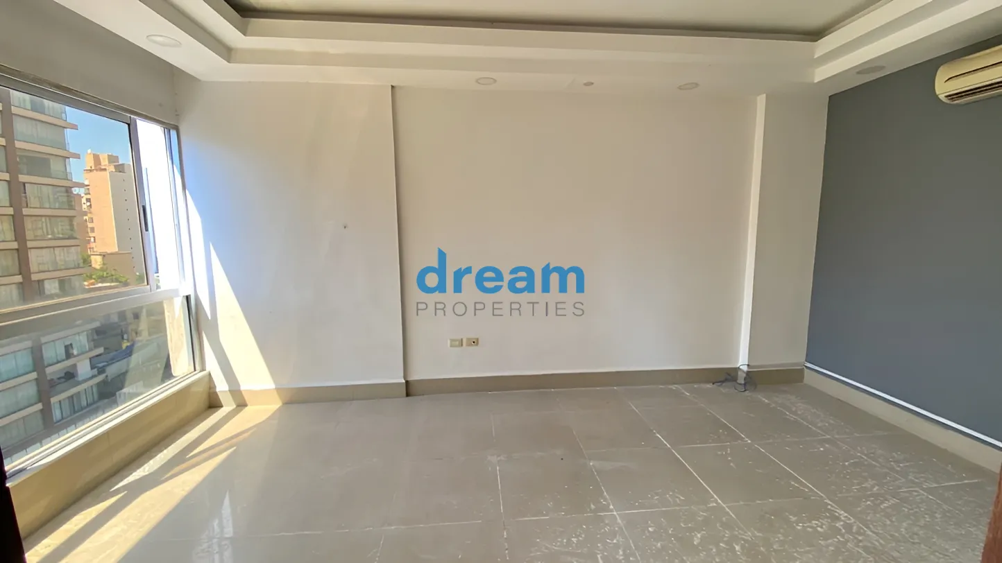 Office for rent in Bechara El Khoury