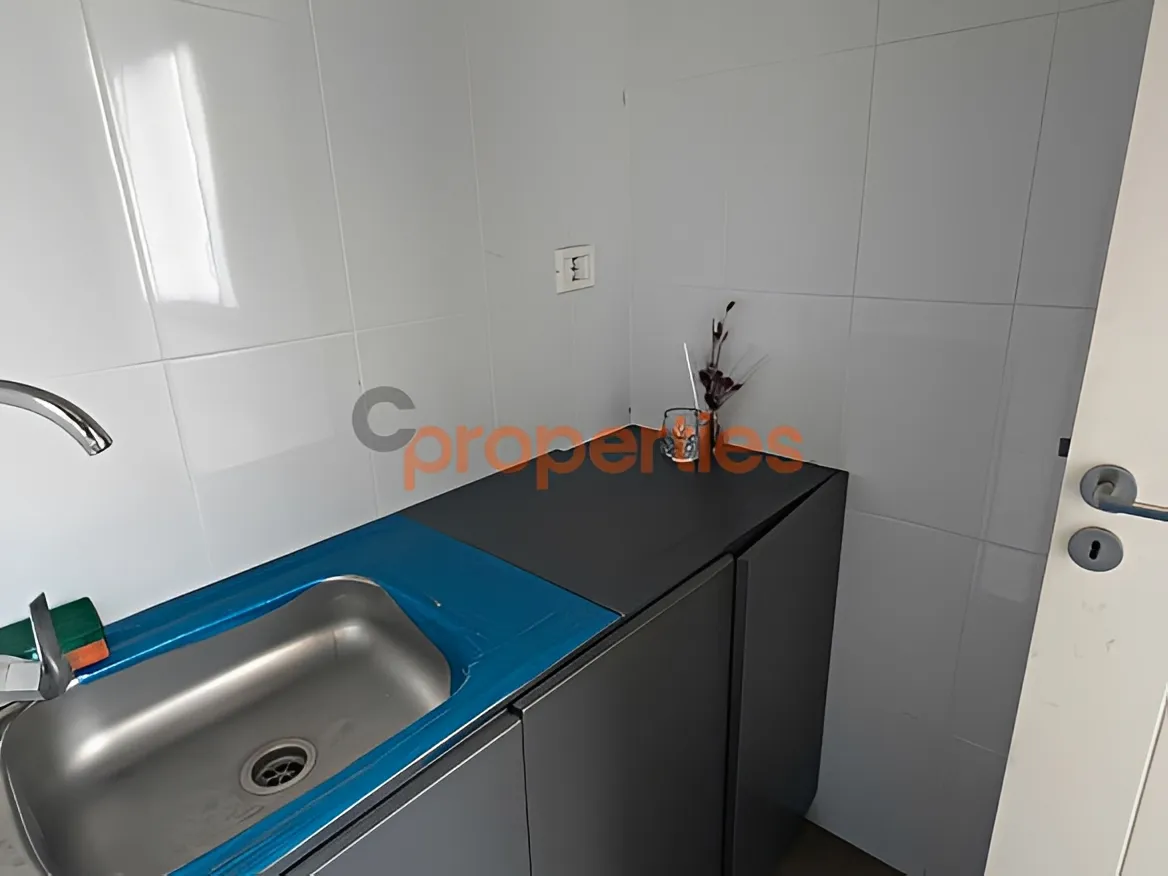 Office for Rent in Dekwaneh