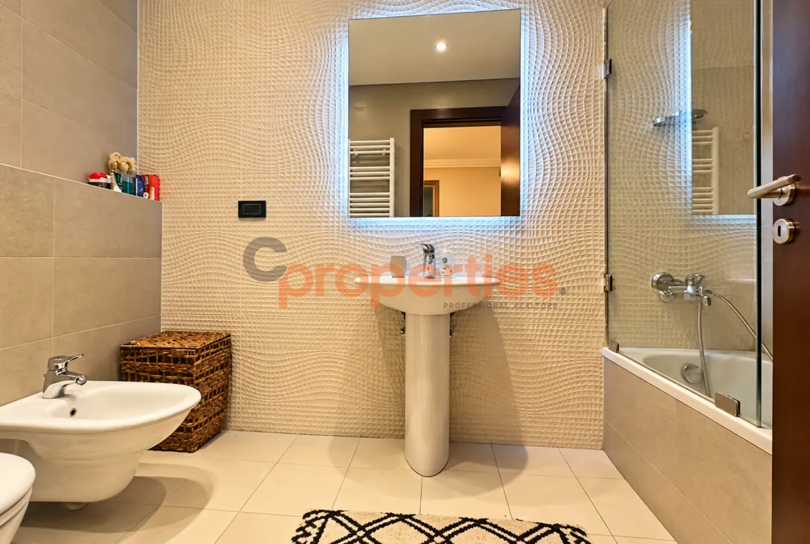Apartment for Rent in Ramlet El Baida