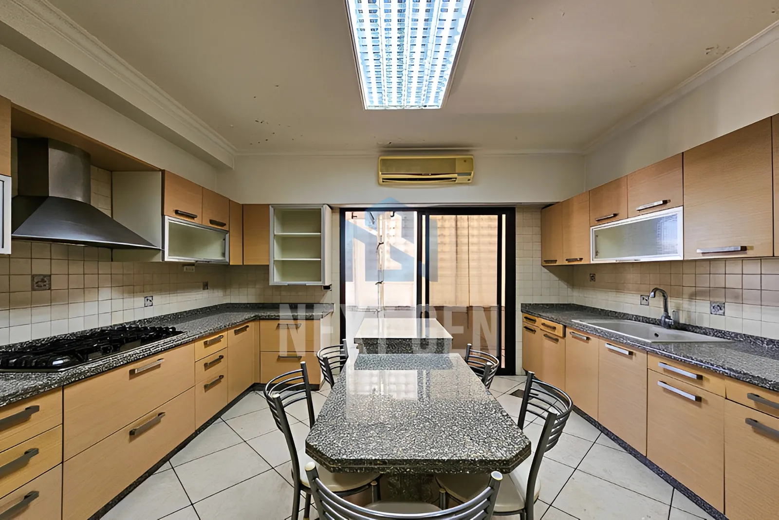 Apartment for Rent in Ain El Tineh