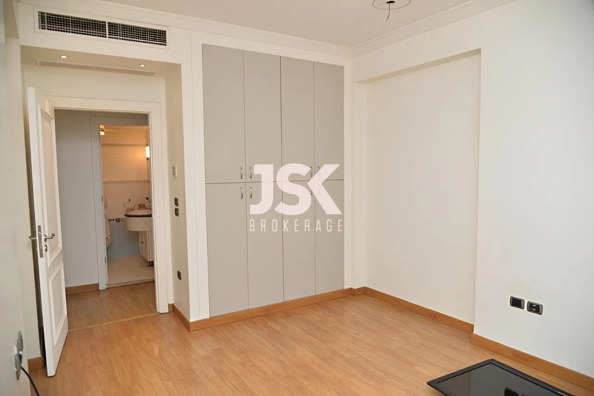Apartment for Sale in Hamra, Beirut, Lebanon