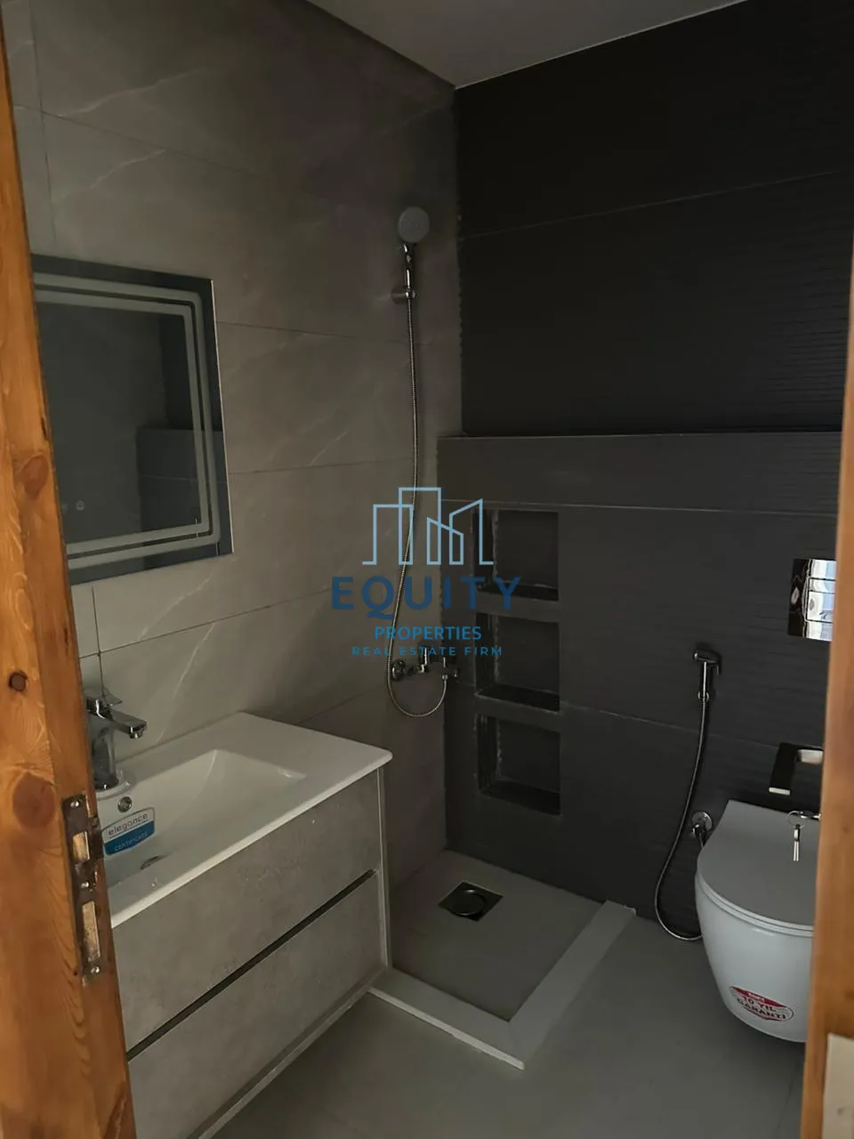 Apartment for sale in Al Qalamoun