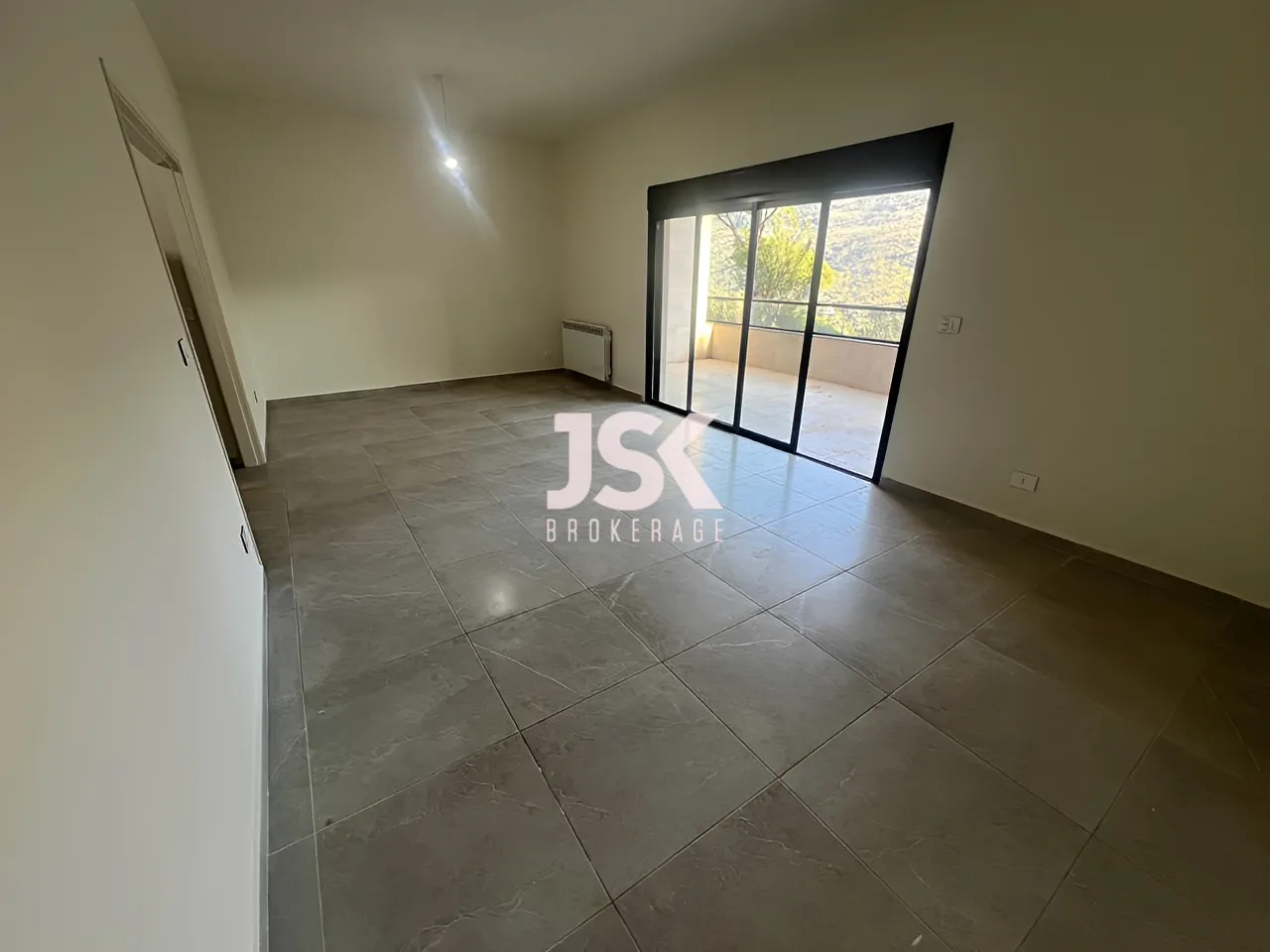 Apartment for Sale in Baabdat