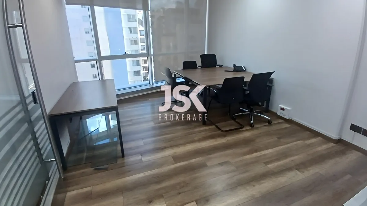Office for rent in Sin El Fil