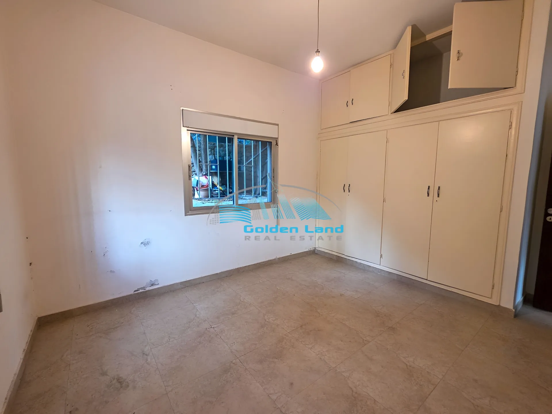 Apartment for Rent in Qornet El Hamra