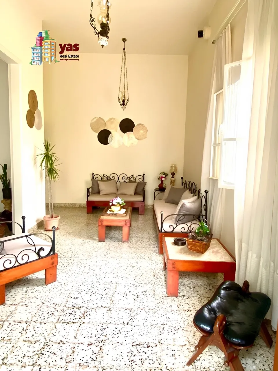 Apartment for Sale in Aamchit - 3 bed, 1 bath