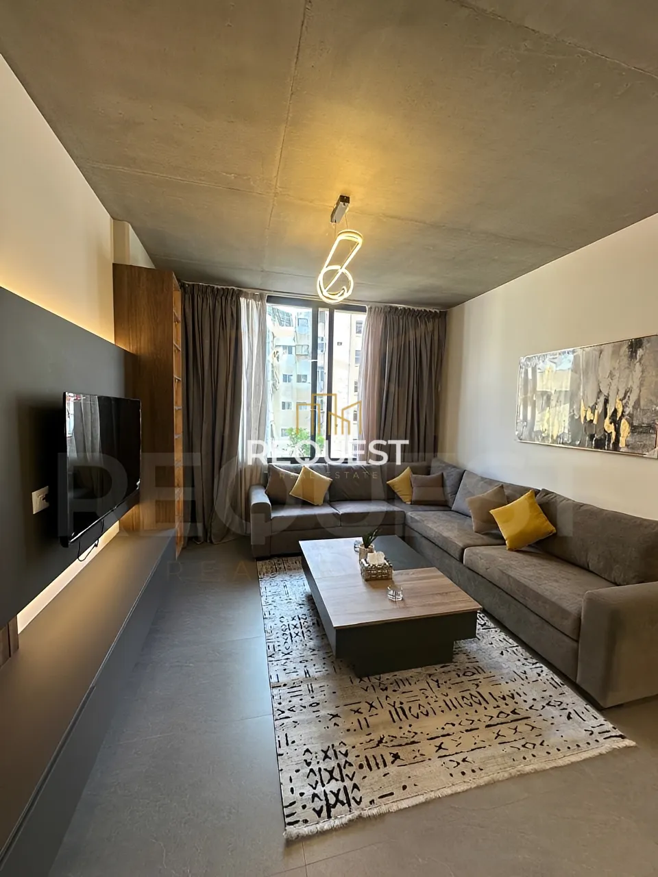 Studio for rent in Spears, beirut, lebanon
