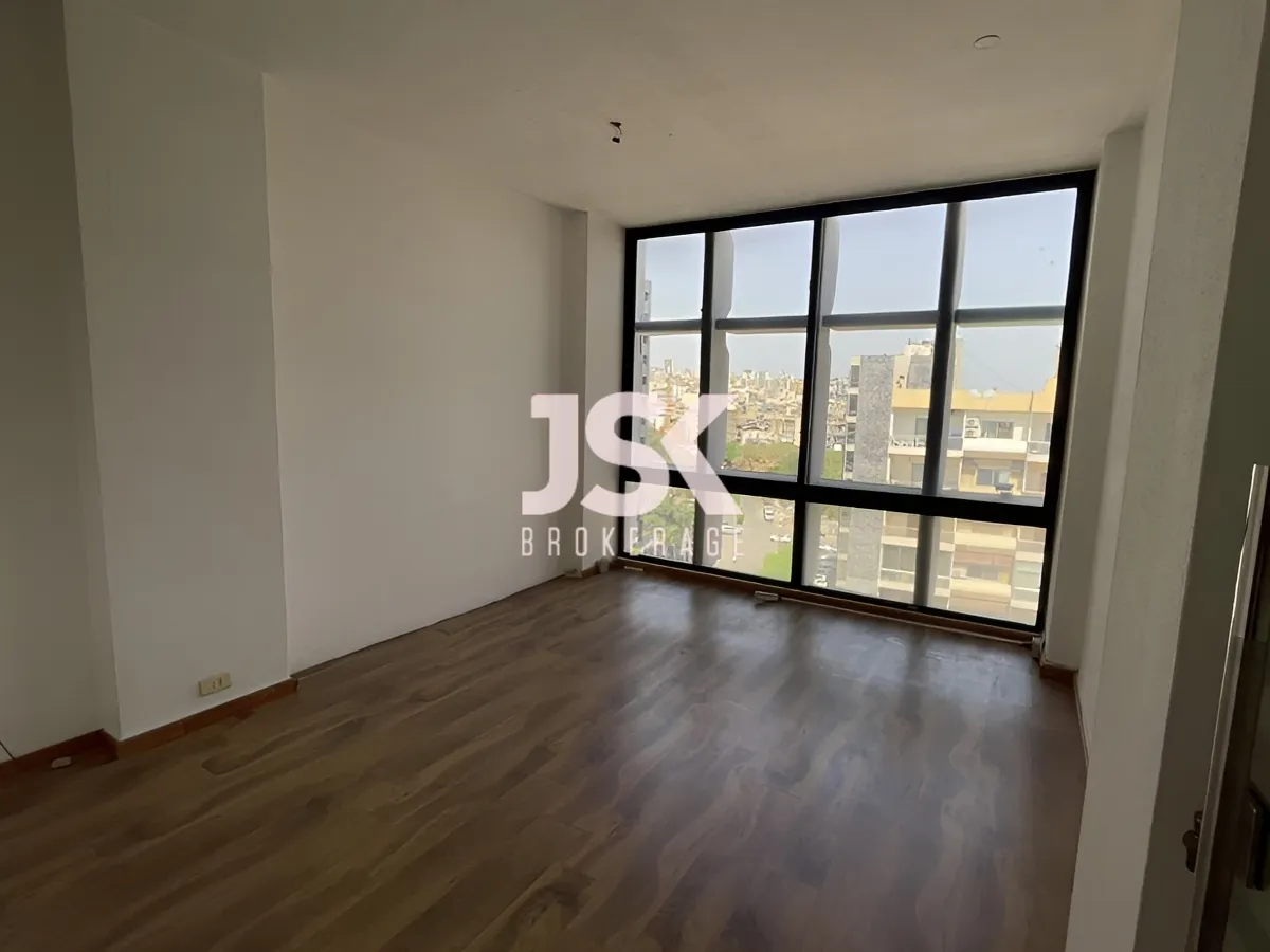 Office for rent in Baouchriyeh