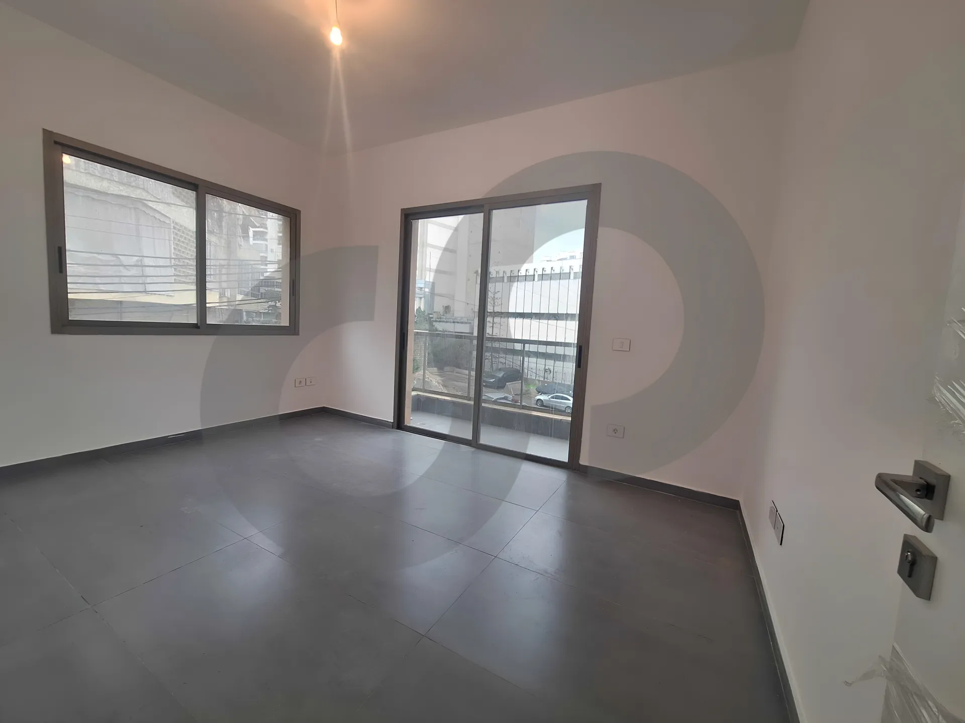 Building for Rent in Jdeideh