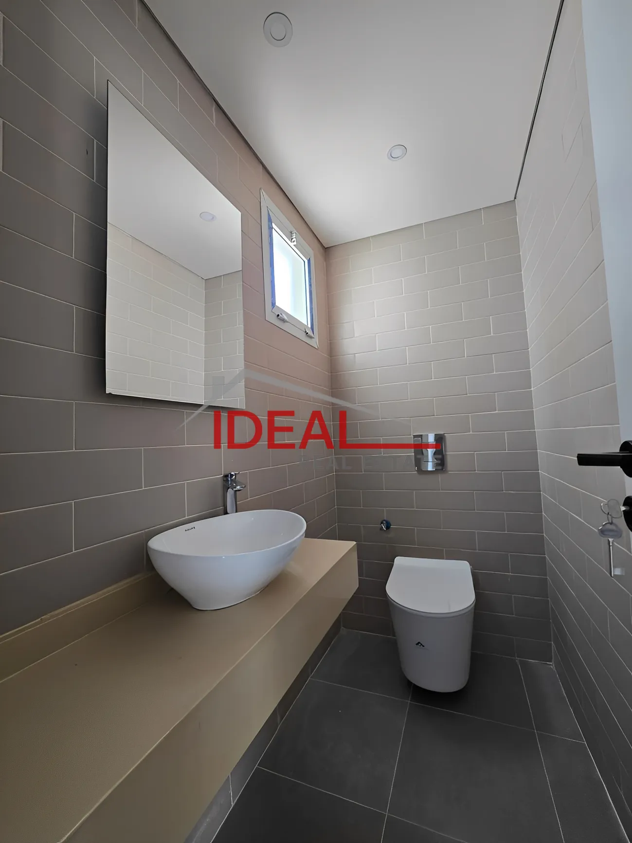 Apartment for Sale in Ain el remmeneh, baabda