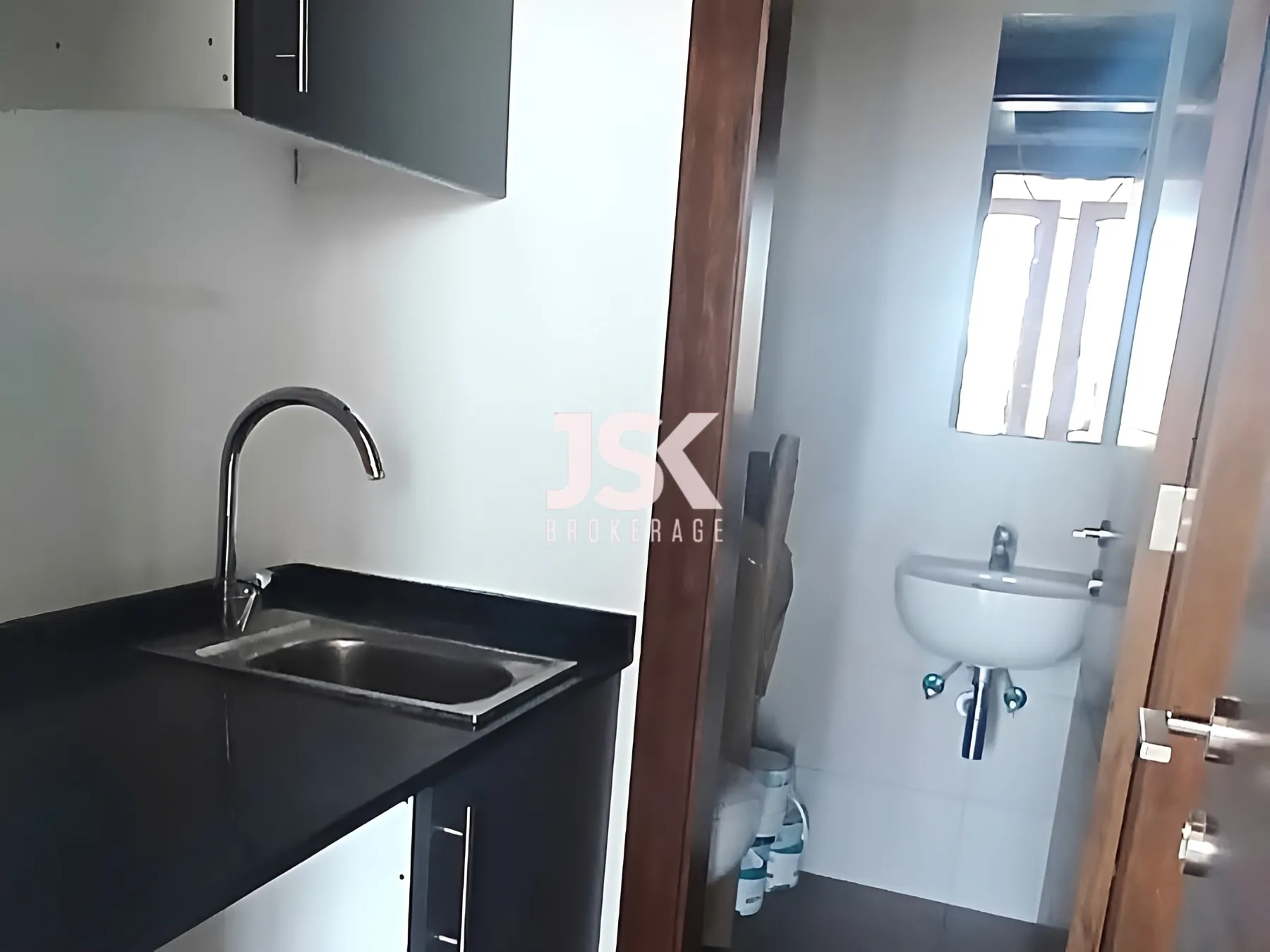 Office for rent in Horch Tabet