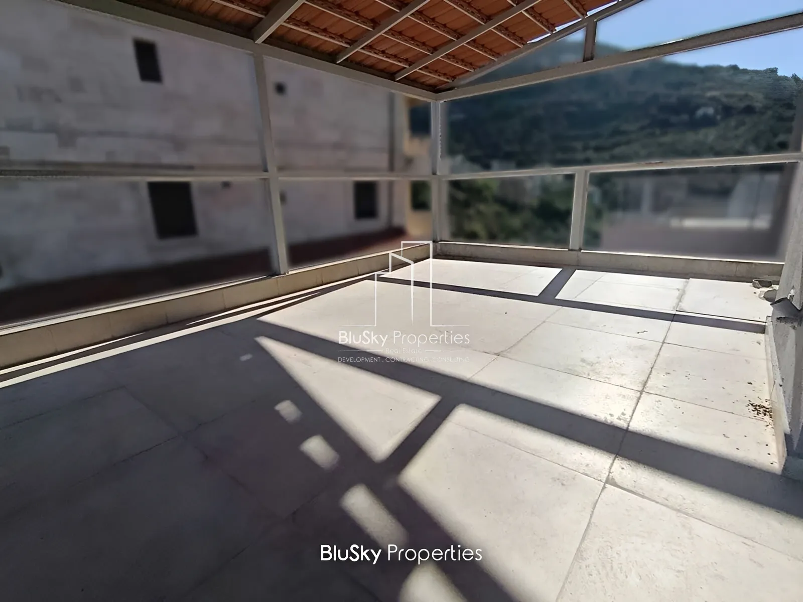 Apartment for Sale in Ghedress - 3 bed, 2 bath