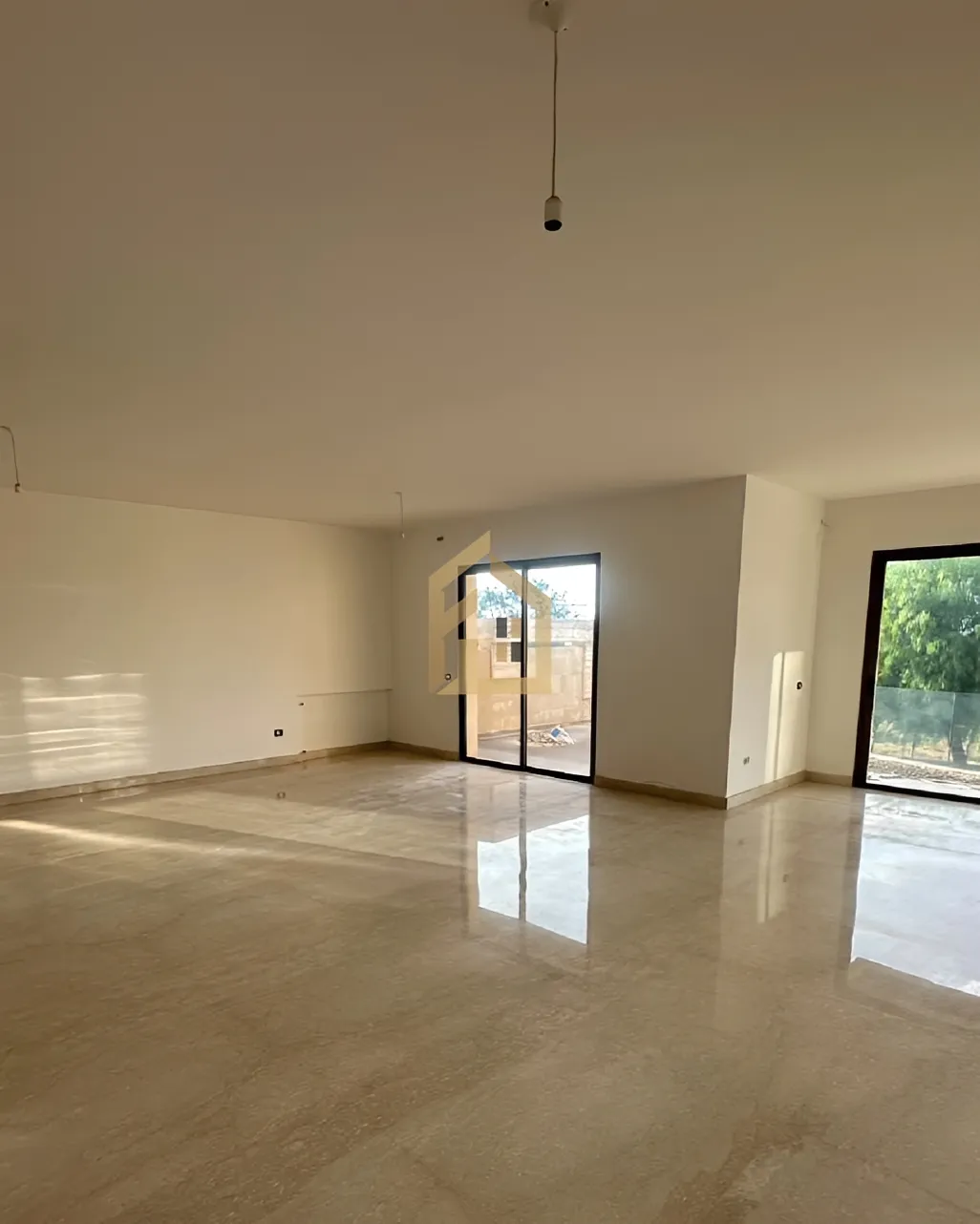 Apartment for sale in Mtayleb