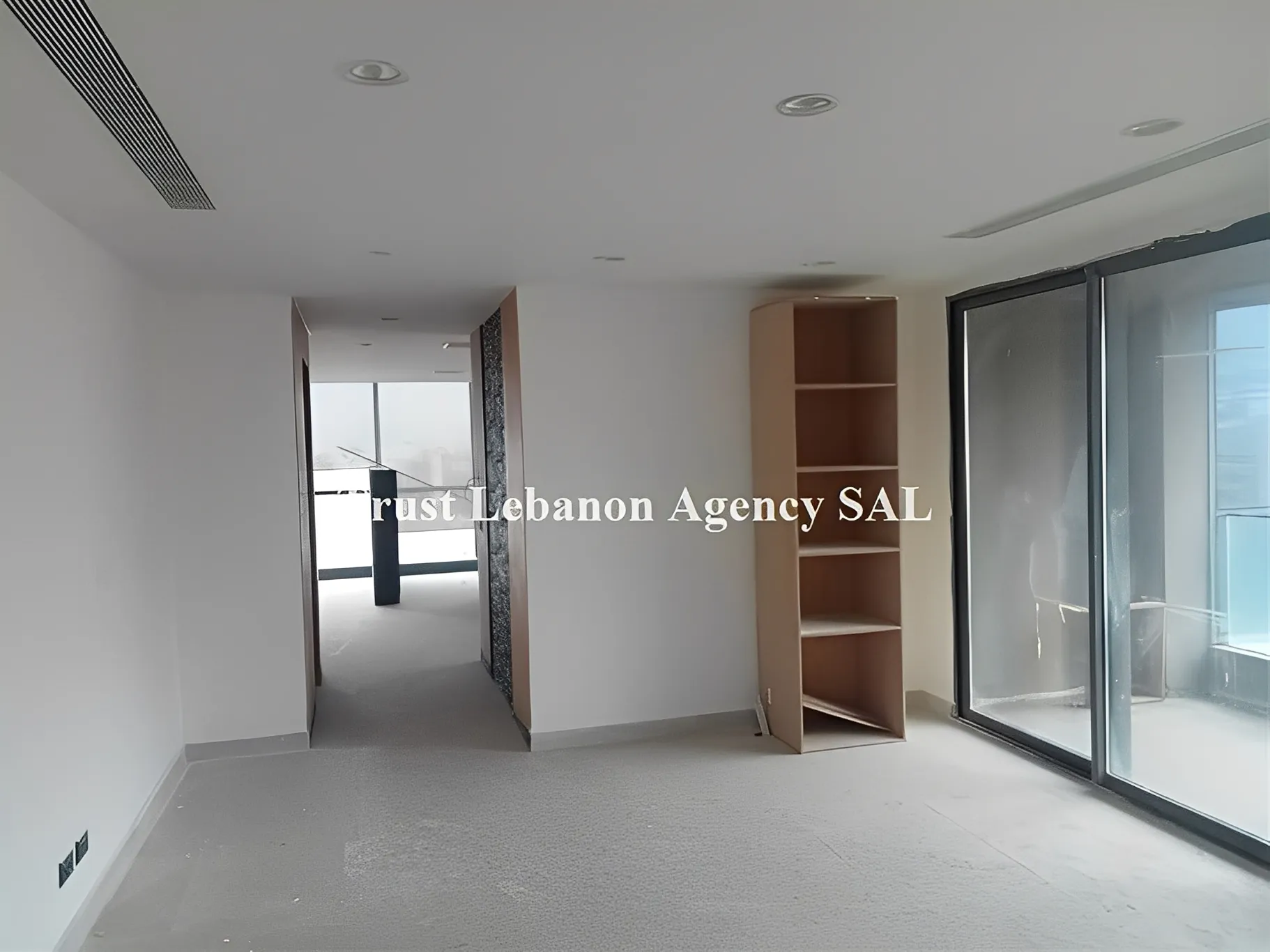 Office for rent in Metn, Sin El Fil