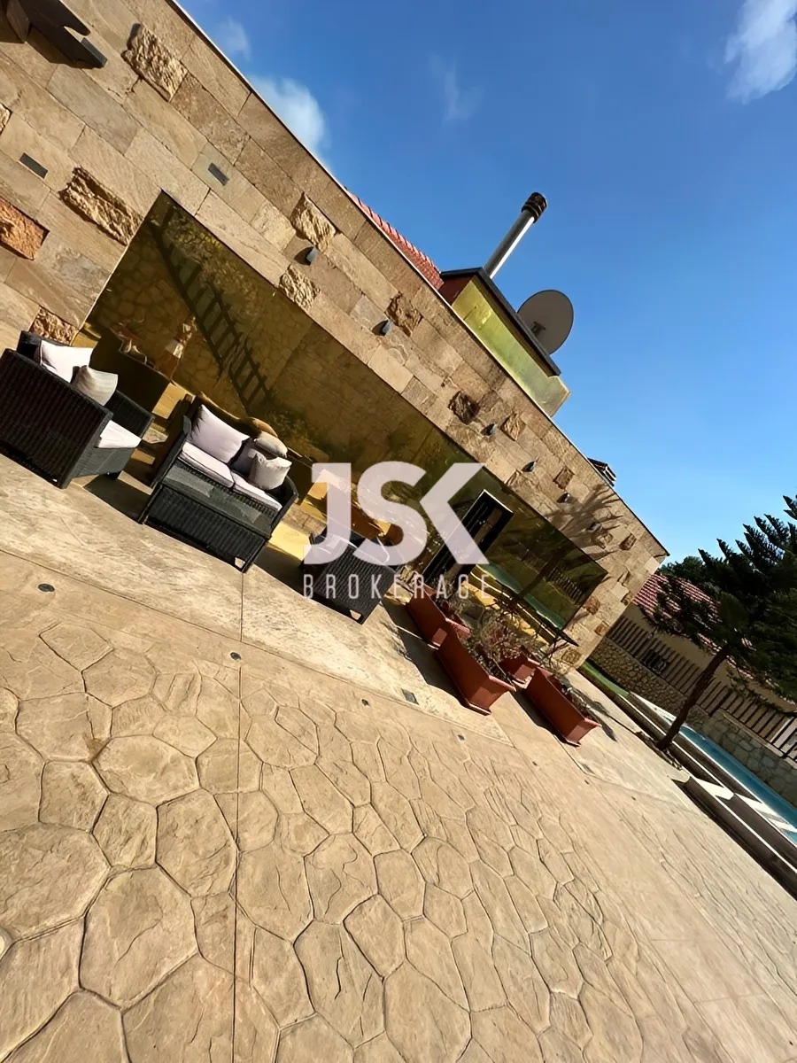 Villa for Sale in Fatqa, Lebanon - 6 bed, 9 bath