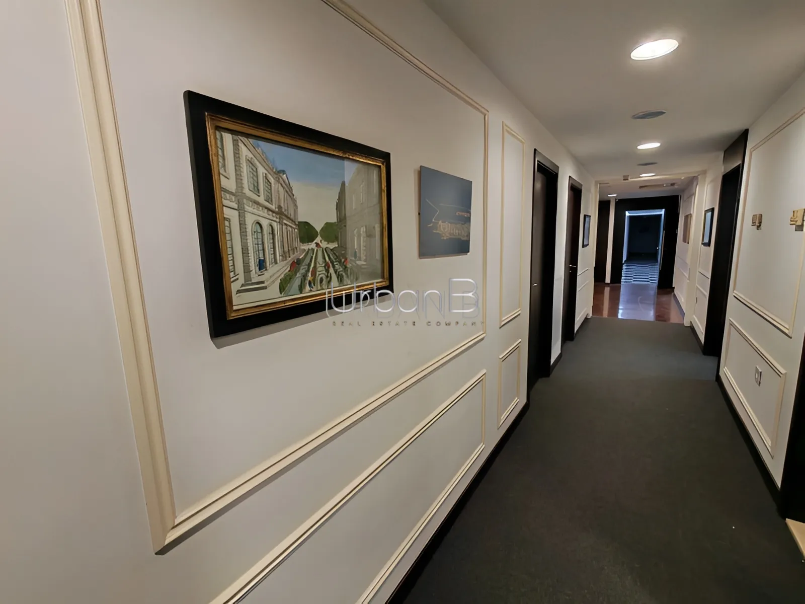 Office for Sale in Caree d'or, Achrafieh