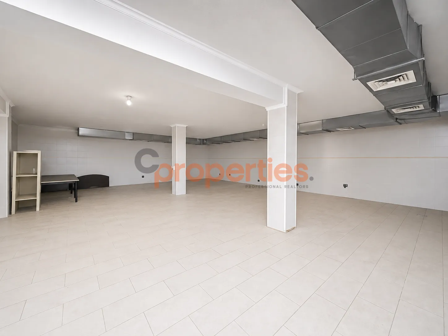 Industrial Unit for Sale in Halat