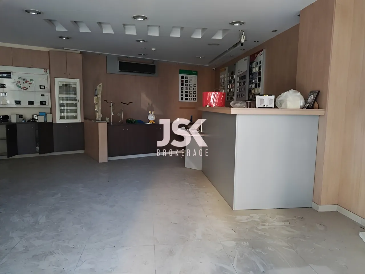 Shop for Rent in Zouk Mikael