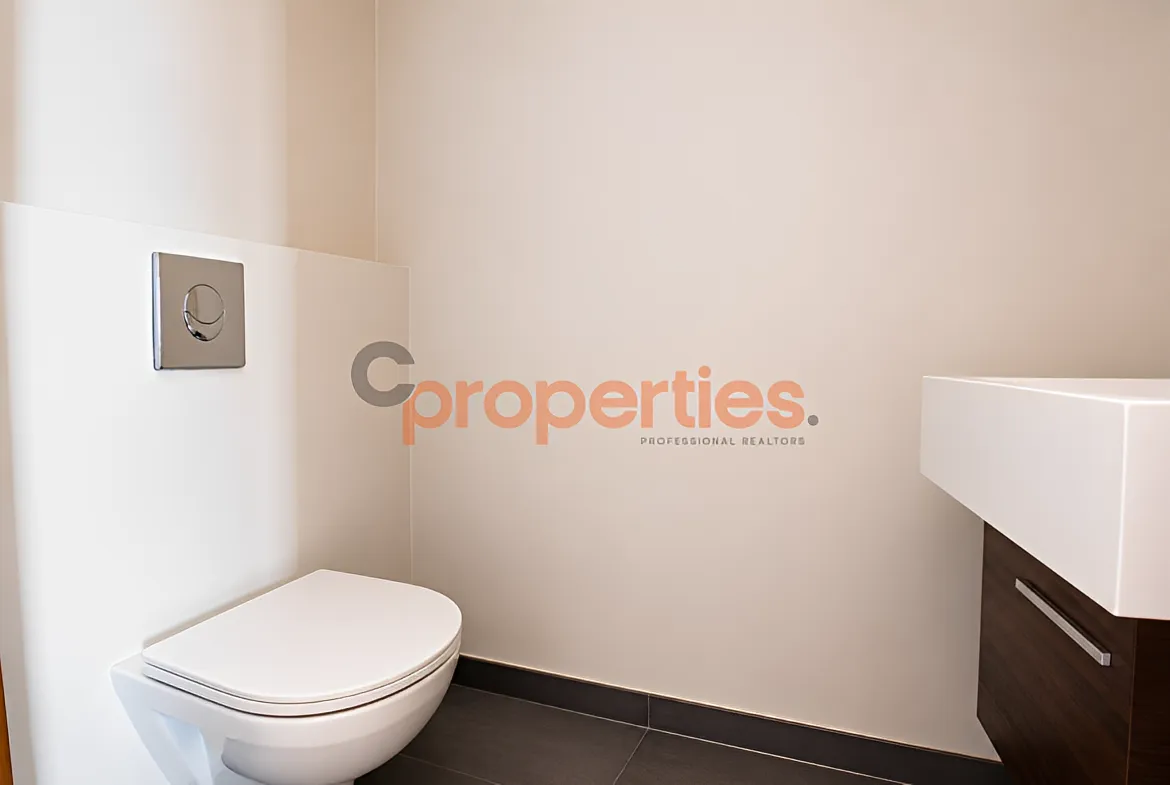 Office for Rent in Zalqa