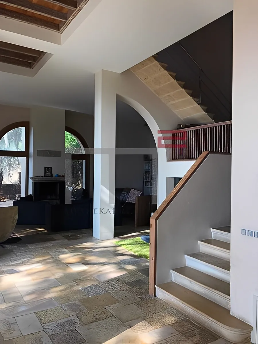 Villa for Sale in Beit Meri - 4 bed, 5 bath
