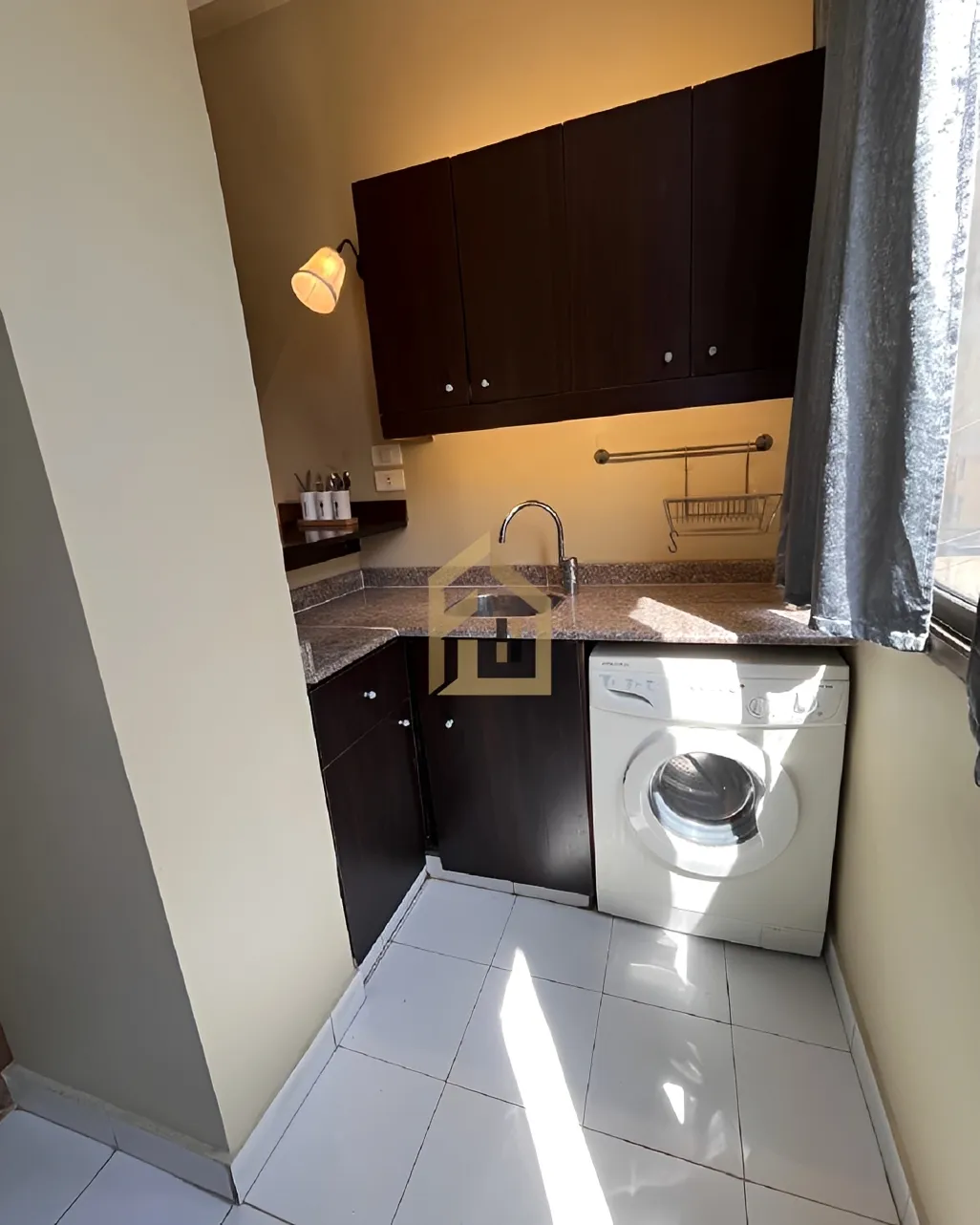 Apartment for rent in Achrafieh, Beirut, Lebanon - 1 bed, 1 bath