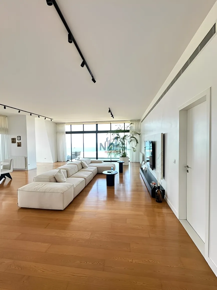 Apartment for Sale in Saifi Village, Beirut, Lebanon - 4 bed, 6 bath