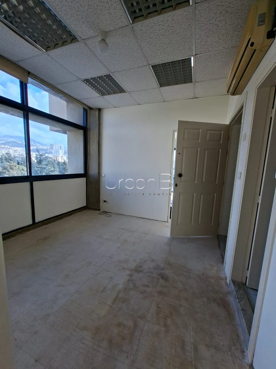 Office for rent in Dekwaneh, lebanon
