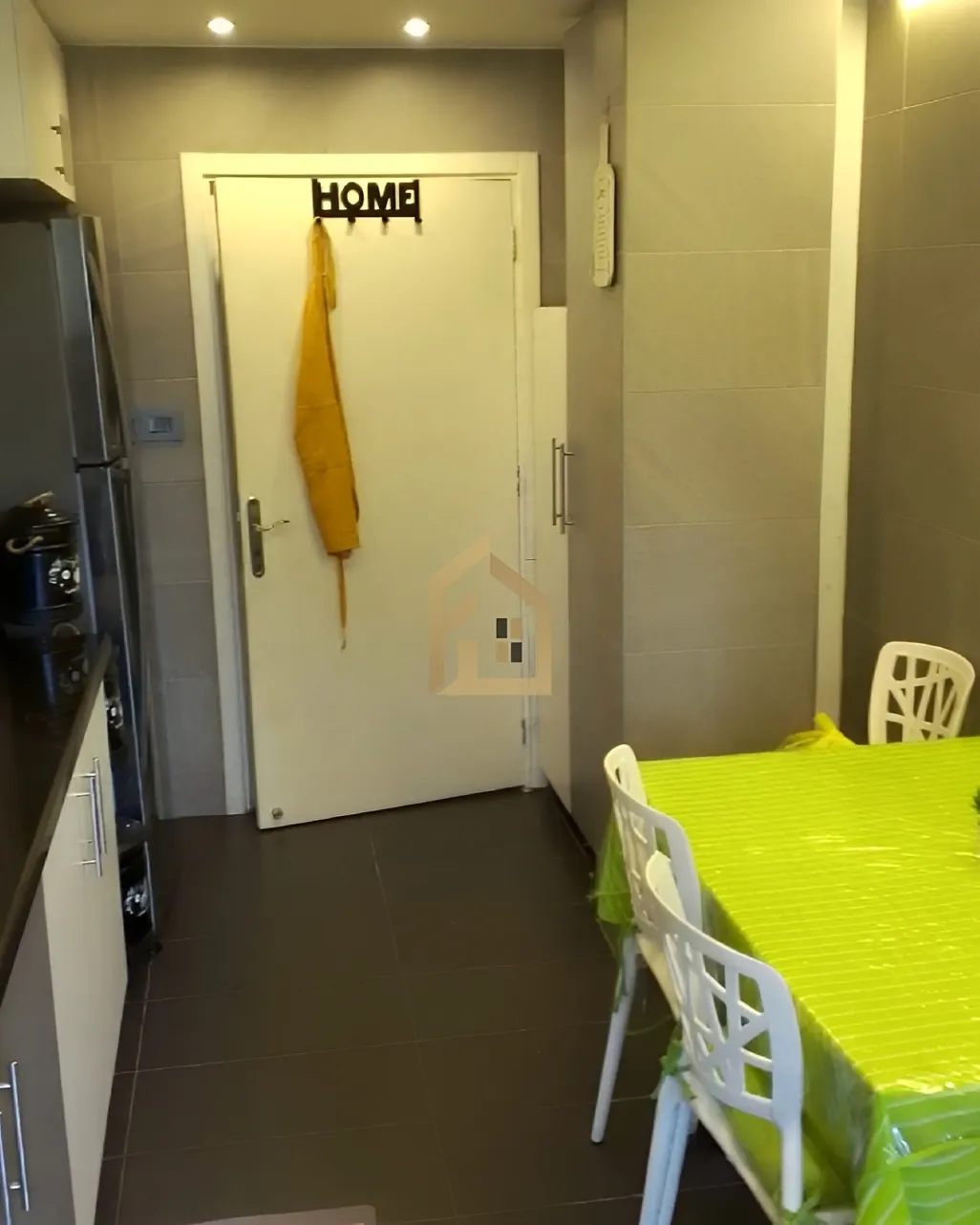 Apartment for rent in Achrafieh, Beirut, Lebanon - 2 bed, 2 bath