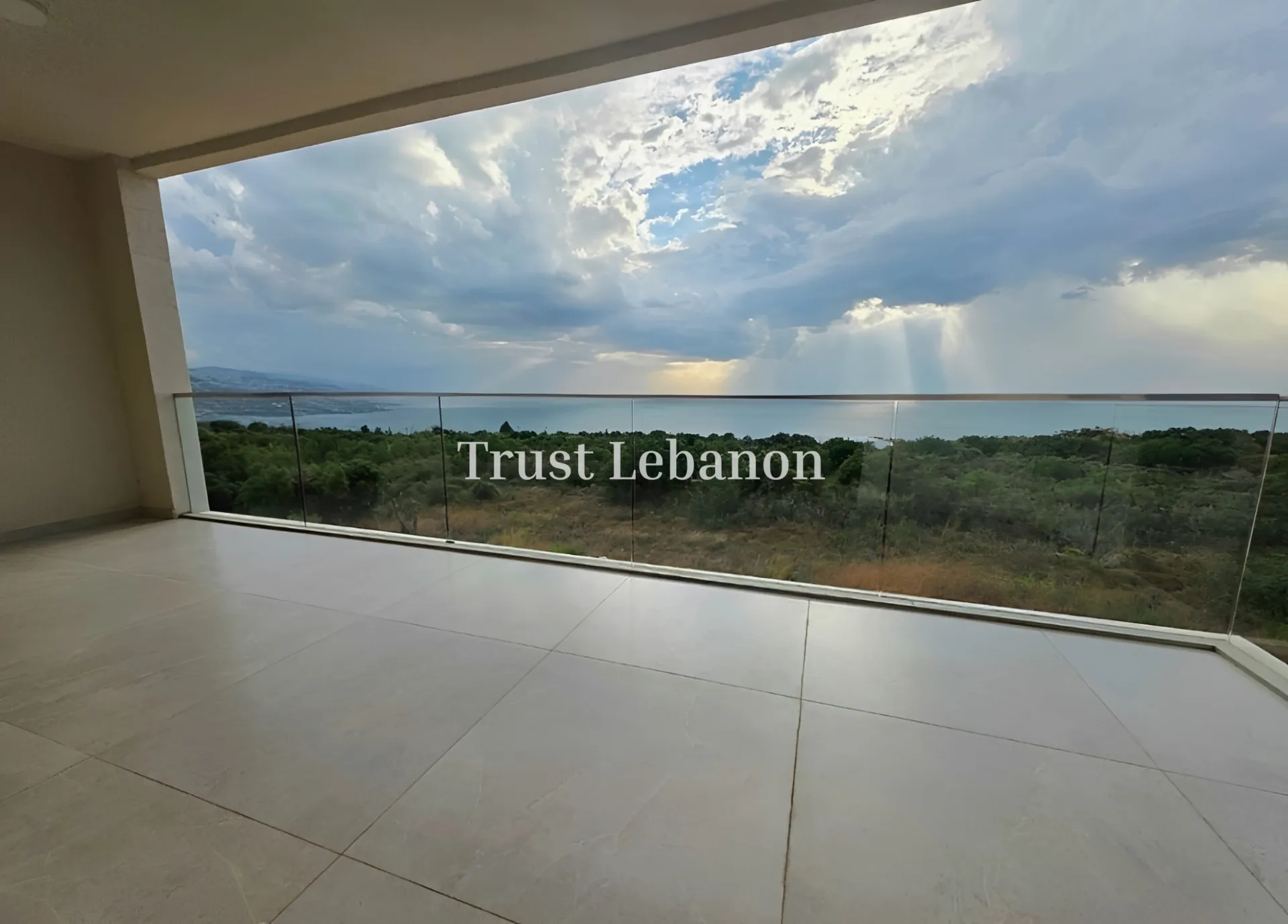 Apartment for rent in Adma w Dafnah