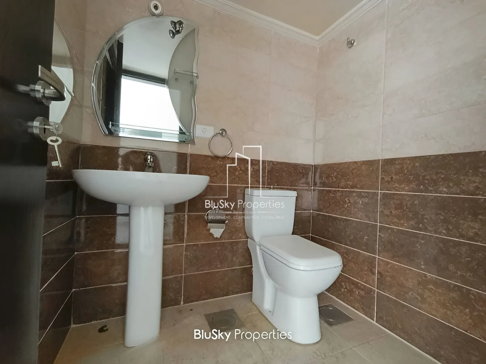 Apartment for Sale in Amchit