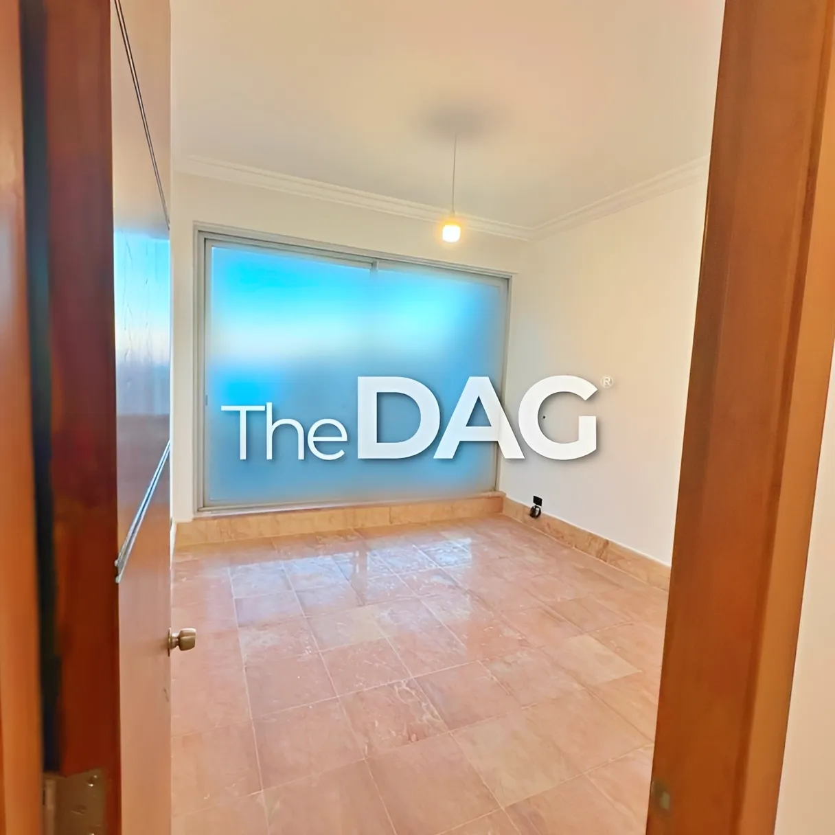 Apartment for sale in Raoucheh, Beirut, Lebanon - 3 bed, 4 bath