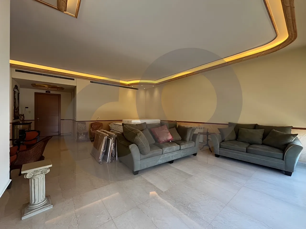 Building for Sale in Horch Tabet