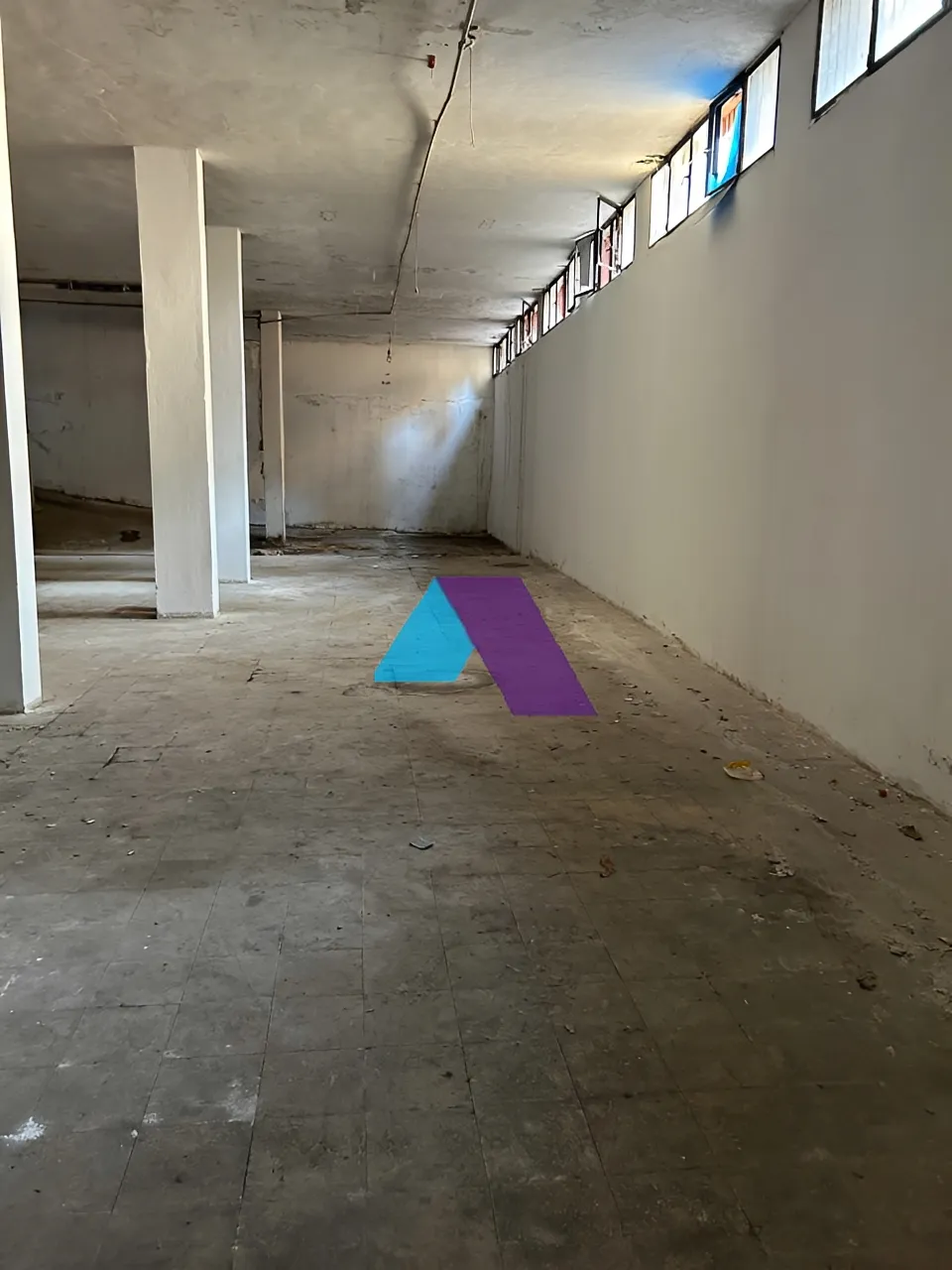 Warehouse for sale in Sabtiyeh