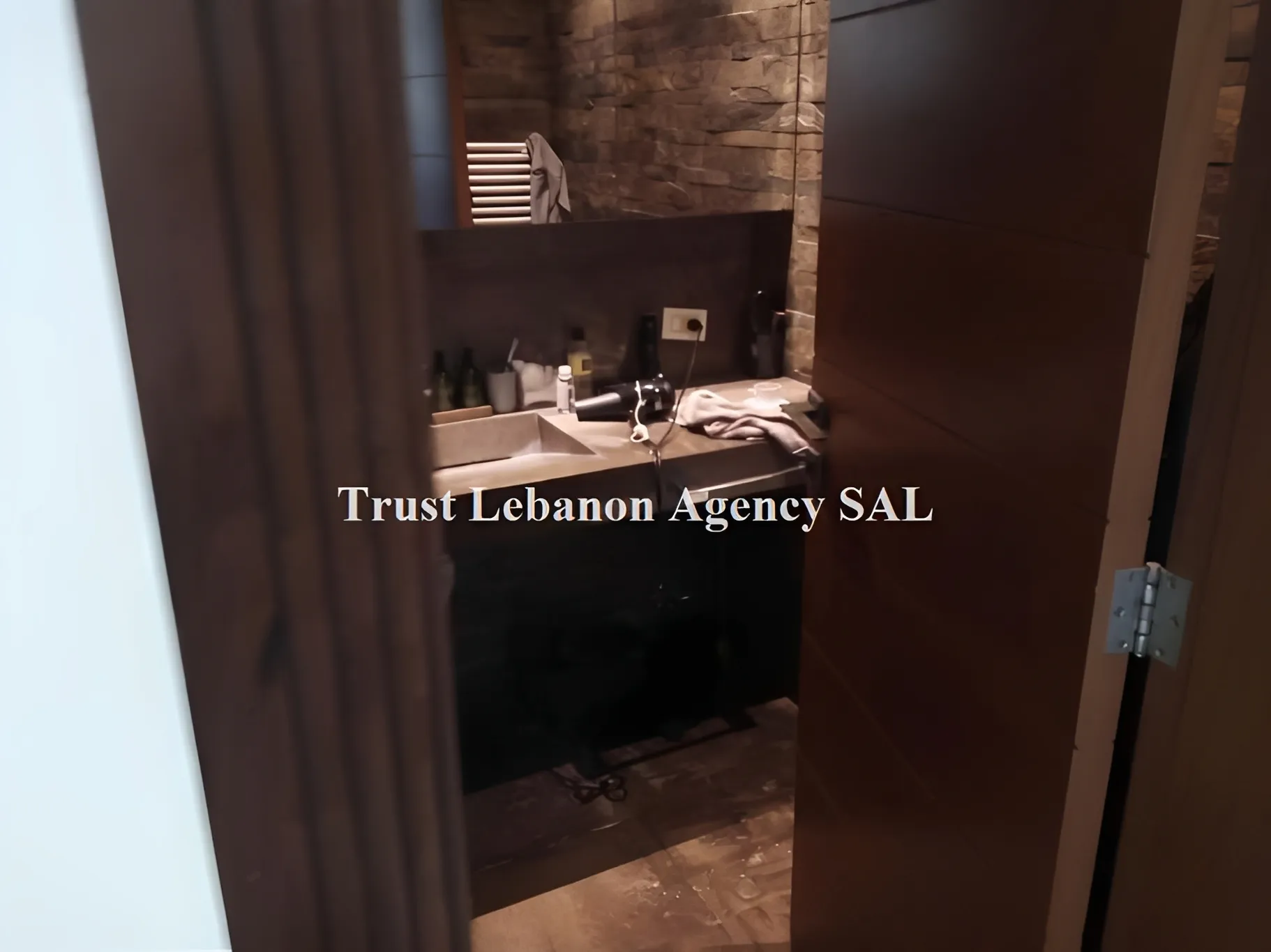 Apartment for Rent in Manara Beirut Lebanon - 4 bed, 5 bath