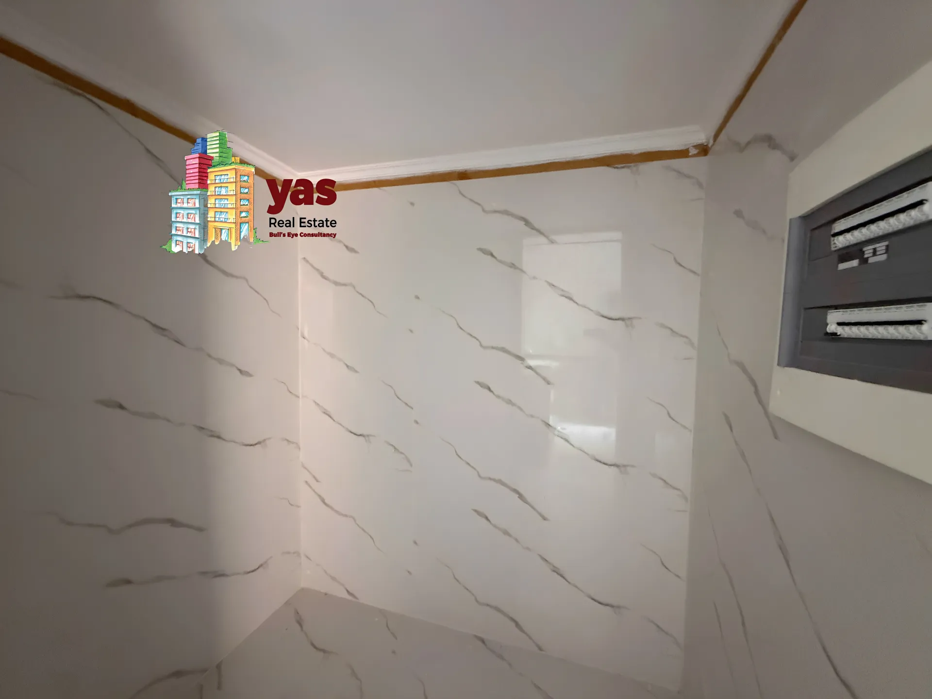 Apartment for Sale in Ballouneh