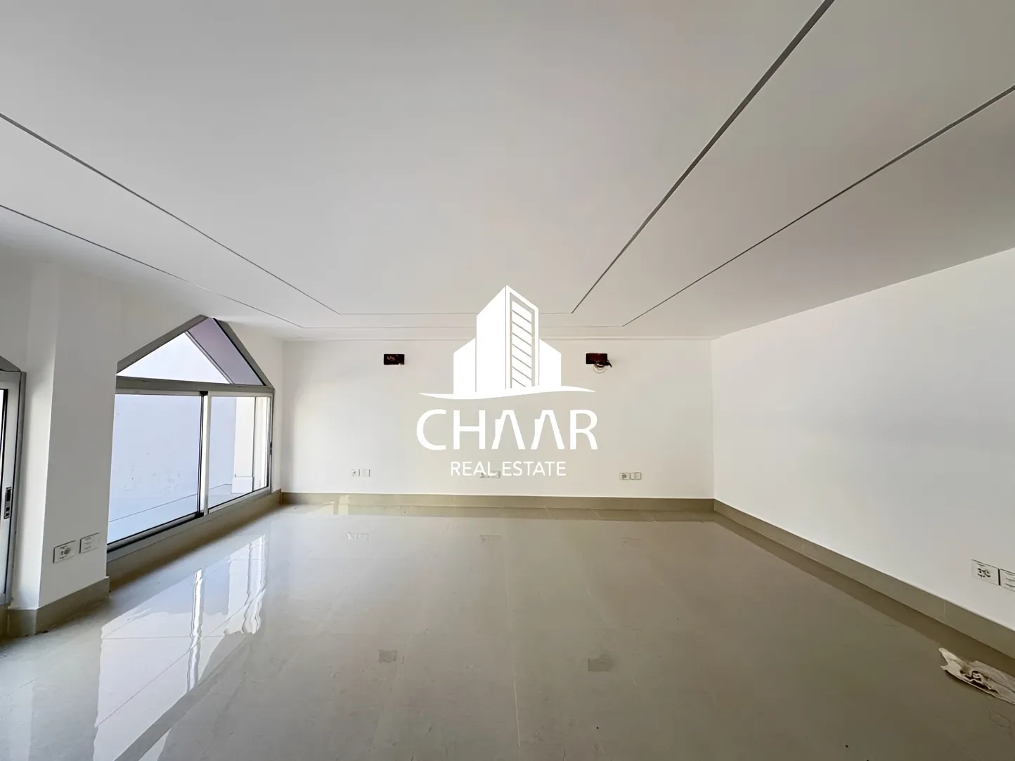 Showroom for sale in Kraytem, Beirut, Lebanon