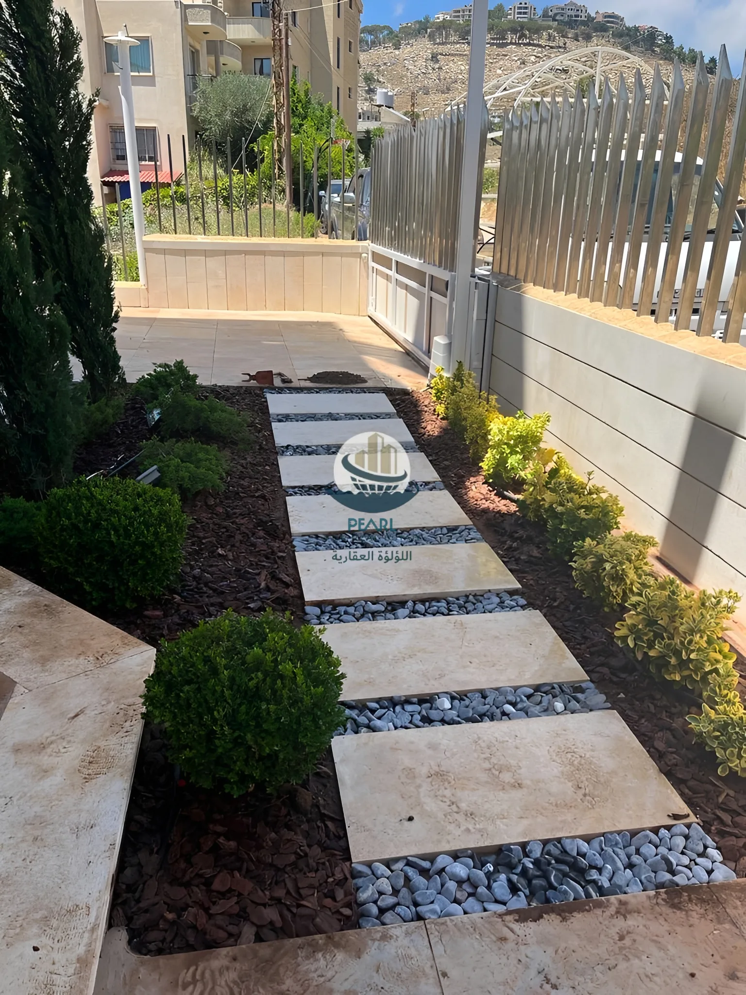 Triplex for sale in Aley