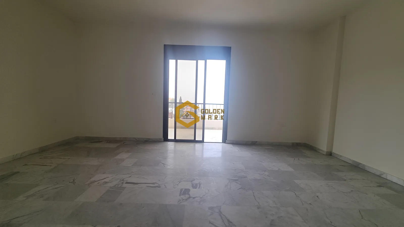 Apartment for Sale in Qornet El Hamra - 2 bed, 2 bath